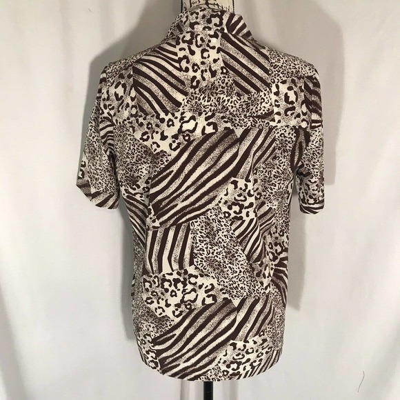 DonnKenny Classics Woman's Vintage Animal Print Button Down Blouse - Picture 3 of 7